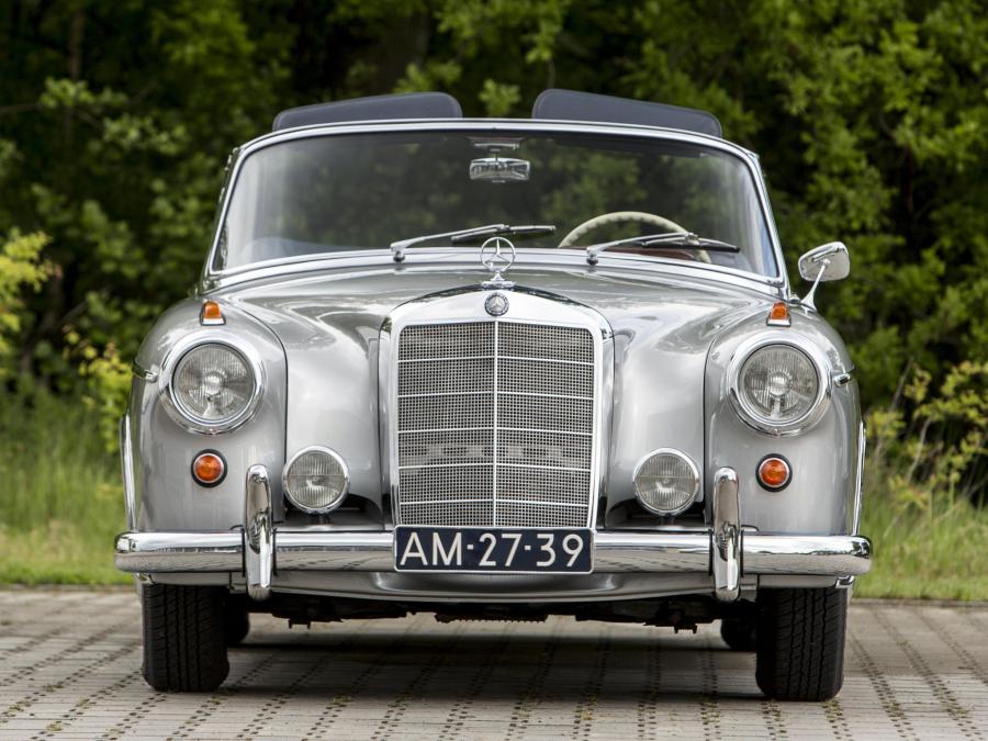  Mercedes-Benz 220 SE Cabriolet 1958 года  (фото 12 из 27)